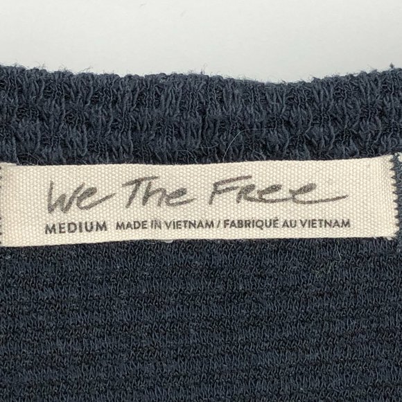 Free People Charcoal Fall For You V-Neck Long Sleeve Twist Front Cropped Tee M - Picture 5 of 15